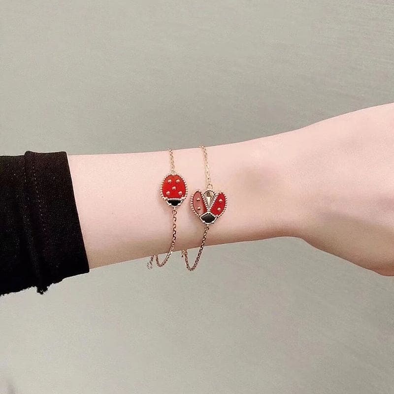 Lucky Spring Clover Bracelet